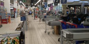 FeSMC UGT CLM exige a la Consejería de Sanidad la vacunación de los trabajadores del transporte público, el comercio, la logística, la limpieza y la seguridad privada