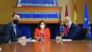 Franco apoya las alegaciones de la industria del calzado para tratar de aminorar el posible impacto de los aranceles de EEUU