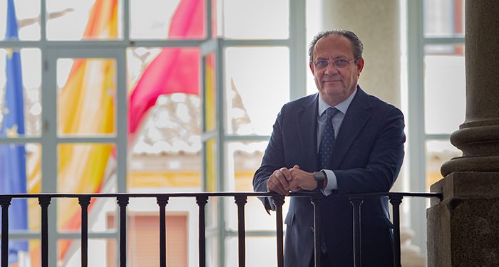 Un servicio público para velar, desde la proximidad, por la seguridad de la ciudadanía 1 Juan Alfonso Ruiz Molina