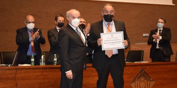 Julián Garde ingresa en la Academia de Medicina de Castilla-La Mancha