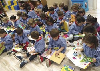 La Biblioteca León Gil de Cabanillas programa tres sesiones especiales de la Bebeteca, para los días 15 de abril y 13 y 27 de mayo