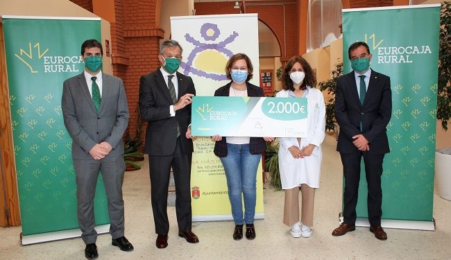 La Fundación Eurocaja Rural aporta 2.000 euros al Centro Ocupacional 'La Alegría' del Ayuntamiento de Mocejón para la adquisición de material de protección