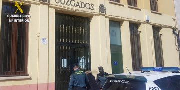 La Guardia Civil detiene a una persona en Sigüenza por intentar retirar del banco 2.000 euros con el dni de otra persona
