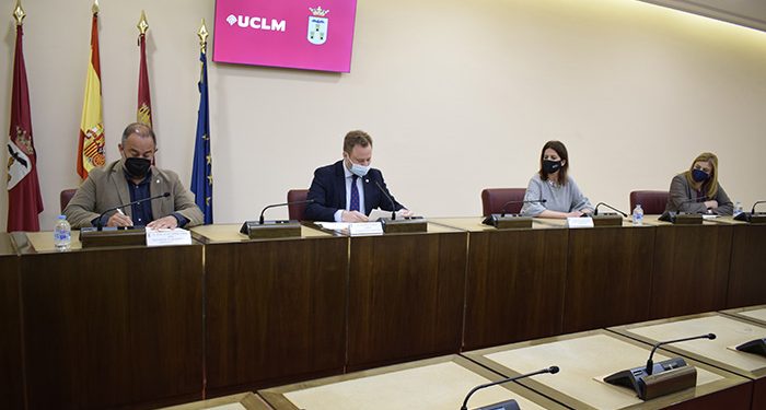 La UCLM y el Ayuntamiento de Albacete crearán un Aula de Ciencia para promover la divulgación científica entre los más jóvenes 1 La UCLM y el Ayuntamiento de Albacete crearán un Aula de Ciencia para promover la divulgación científica entre los más jóvenes