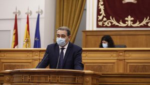 Las Cortes regionales reconocen los esfuerzos de profesionales, población y Gobierno regional durante el primer año de pandemia