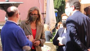 Merino denuncia que los bandazos de Page con la hostelería demuestran la ausencia de criterios sanitarios y su falta de rigor