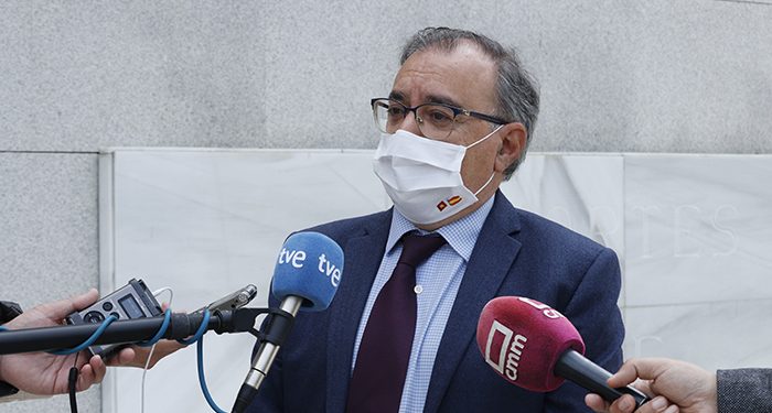 Mora destaca que Page firma un acuerdo de empleo para 15.000 personas, mientras Núñez “no aporta nada” a CLM