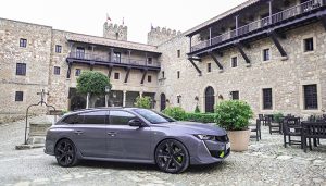 Peugeot elige Sigüenza para presentar su nuevo modelo 508 PSE
