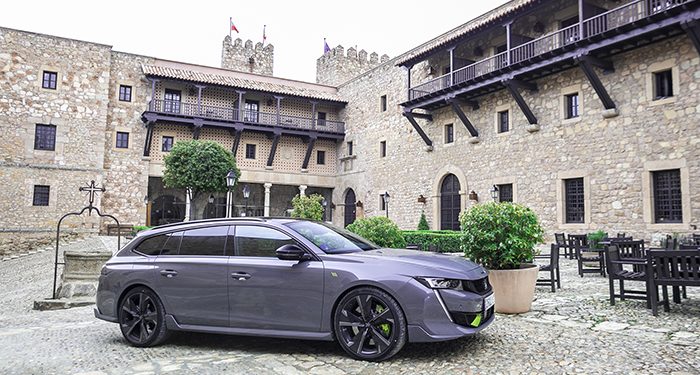 Peugeot elige Sigüenza para presentar su nuevo modelo 508 PSE