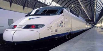 Renfe priorizará las energías limpias en los contratos de nuevos trenes que tiene pendientes