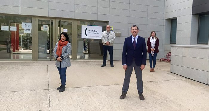 Veinte centros de la UCLM tienen al frente a un nuevo responsable académico 1 Veinte centros de la UCLM tienen al frente a un nuevo responsable académico