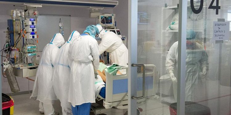 Viernes 23 de abril Los nuevos contagios por infección de covid siguen desbocados en Guadalajara y logran mantenerse en Cuenca
