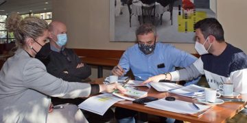 Vox apoya a la asociación de usuarios AVE Cuenca