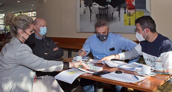 Vox apoya a la asociación de usuarios AVE Cuenca 1 Vox apoya a la asociación de usuarios AVE Cuenca