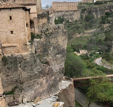 Ciudadanos exigirá la dimisión del Alcalde y de los concejales de Patrimonio, Obras y Urbanismo por el derrumbe de la calle de subida a las Casas Colgadas