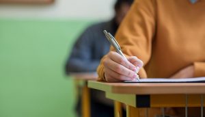 Convocado el proceso de admisión en centros de adultos e institutos de Secundaria que imparten Bachillerato para personas adultas