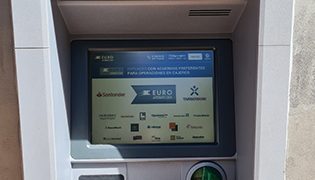 Correos instala un cajero automático en la Oficina Principal de Cuenca