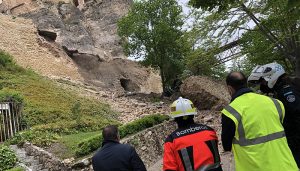 Dolz se harta de las acusaciones sobre el derrumbe de la calle Canónigos y amenaza con los tribunales