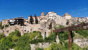 El Ayuntamiento de Cuenca  aprueba la declaración de emergencia de la contratación de los trabajos de reparación y reconstrucción del muro de la calle Canónigos