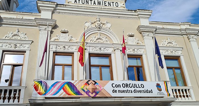 El Ayuntamiento de Guadalajara reitera su compromiso con una sociedad diversa y tolerante en el Día Internacional contra la Homofobia, Transfobia y Bifobia