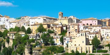 El COACM destaca la trayectoria de Daniel León al frente del Consorcio de la Ciudad de Cuenca