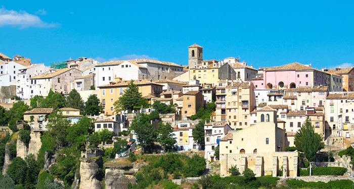 El COACM destaca la trayectoria de Daniel León al frente del Consorcio de la Ciudad de Cuenca