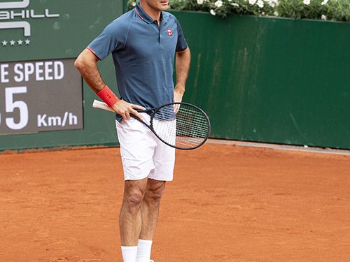 El conquense Pablo Andújar hace historia al vencer a Federer en su regreso a la tierra