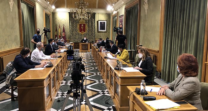 El equipo de Gobierno dará cuenta al Pleno de todas las actuaciones llevadas a cabo en torno a las obras de la calle Canónigos