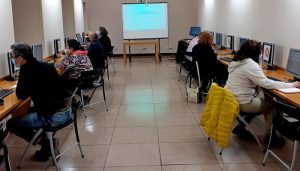 El Gobierno regional forma en competencias digitales a más de 32.600 personas en los últimos cinco años
