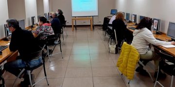 El Gobierno regional forma en competencias digitales a más de 32.600 personas en los últimos cinco años