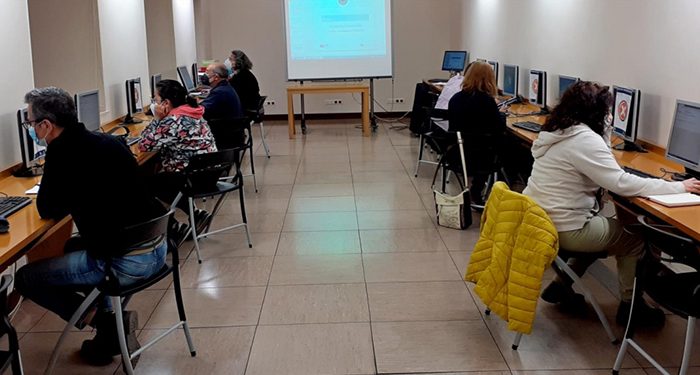 El Gobierno regional forma en competencias digitales a más de 32.600 personas en los últimos cinco años