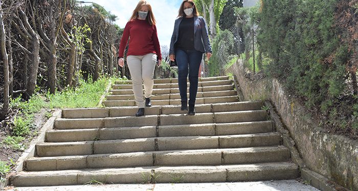 El Gobierno regional licita el arreglo de las escaleras de acceso al CEIP Santa Teresa de Cuenca