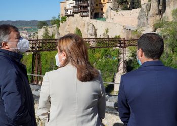 El Gobierno regional pone a disposición de Cuenca “los recursos humanos y materiales que sean necesarios” para la recuperación de la calle Canónigos