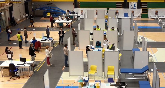 Este domingo, jornada extraordinaria de vacunación en el San José a población de 70 años o más que pudiera estar pendiente de vacunar y residan en la ZBS de Azuqueca de Henares