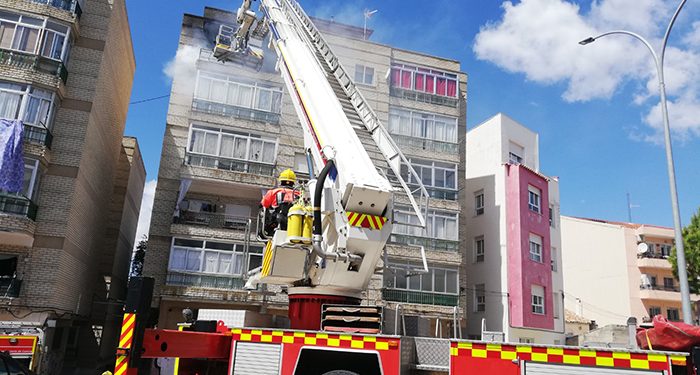 Nuevo incendio en un piso de Cuenca capital 1 Incendio en un piso de la calle Fausto Culebras de Cuenca