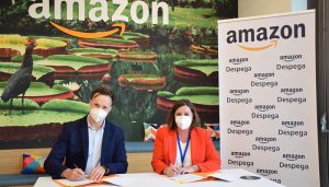 Junta y Amazon firman un convenio de colaboración para impulsar las ventas internacionales de las pymes de la región a través de internet