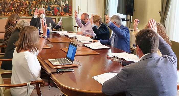 La Diputación invierte 295.000 euros para instalar cajeros automáticos en 30 pueblos de Guadalajara en 2021