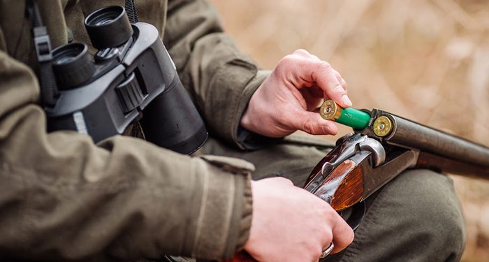 La Federación de Caza avisa de que las limitaciones al plomo que contempla el borrador de reglamento hacen inviable la caza en Castilla-La Mancha 1 La Federación de Caza avisa de que las limitaciones al plomo que contempla el borrador de reglamento hacen inviable la caza en Castilla-La Mancha