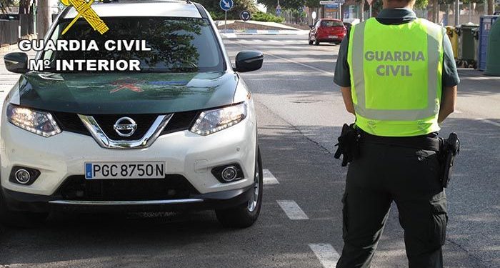 La Guardia Civil de Cuenca investiga a un joven de 15 años tras tener un accidente con un ciclomotor