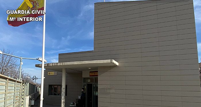 La Guardia Civil detiene a dos personas en Azuqueca por robo en una vivienda 1 La Guardia Civil detiene a dos personas en Azuqueca por robo en una vivienda