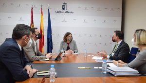 La Junta destaca su compromiso con el desarrollo de las energías renovables y el crecimiento sostenible de la región