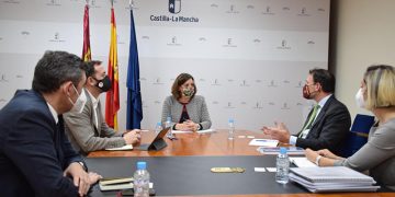 La Junta destaca su compromiso con el desarrollo de las energías renovables y el crecimiento sostenible de la región