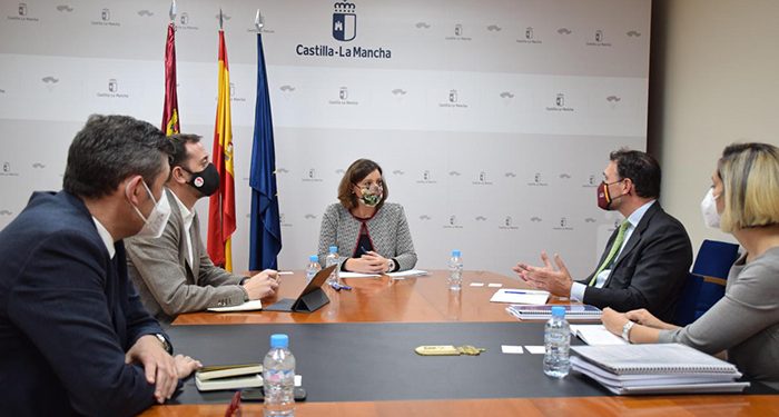 La Junta destaca su compromiso con el desarrollo de las energías renovables y el crecimiento sostenible de la región