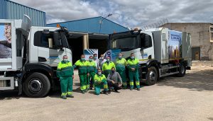 La Mancomunidad El Záncara adquiere dos nuevos camiones para mejorar los servicios en la recogida de basura que presta a 21 municipios