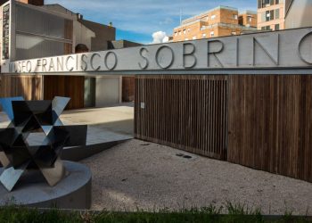La obra del pintor Waldo Balart ‘Ritmos y campos de sentido’ se expone en el Museo Sobrino