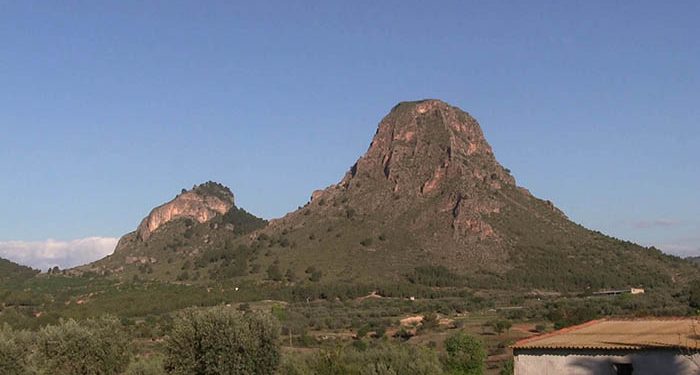 La UCLM participa en Geolodía 2021 con dos rutas por las peñas del Agua y de San Blas en Albacete y la cuenca carbonífera de Puertollano
