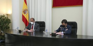 La UCLM y el Ejército del Aire firman un convenio para el desarrollo de actividades en el ámbito del proyecto de la Base Área Conectada, Sostenible e Inteligente