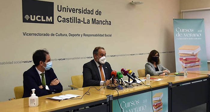 Los Cursos de Verano y Extensión Universitaria de la UCLM contarán este año con 46 propuestas 1 Los Cursos de Verano y Extensión Universitaria de la UCLM contarán este año con 46 propuestas