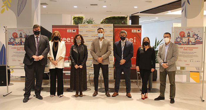 Nace la primera Feria de Emprendedores del Centro Comercial Ferial Plaza