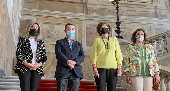 Page alaba la “autoridad moral” del Papa Francisco y valora la importancia de estrechar lazos comerciales y turísticos con Italia 1 Page alaba la “autoridad moral” del Papa Francisco y valora la importancia de estrechar lazos comerciales y turísticos con Italia